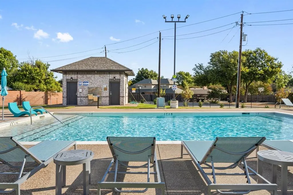 824 Heart Reef Road