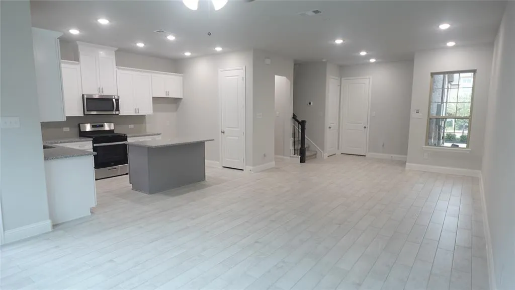 824 Heart Reef Road
