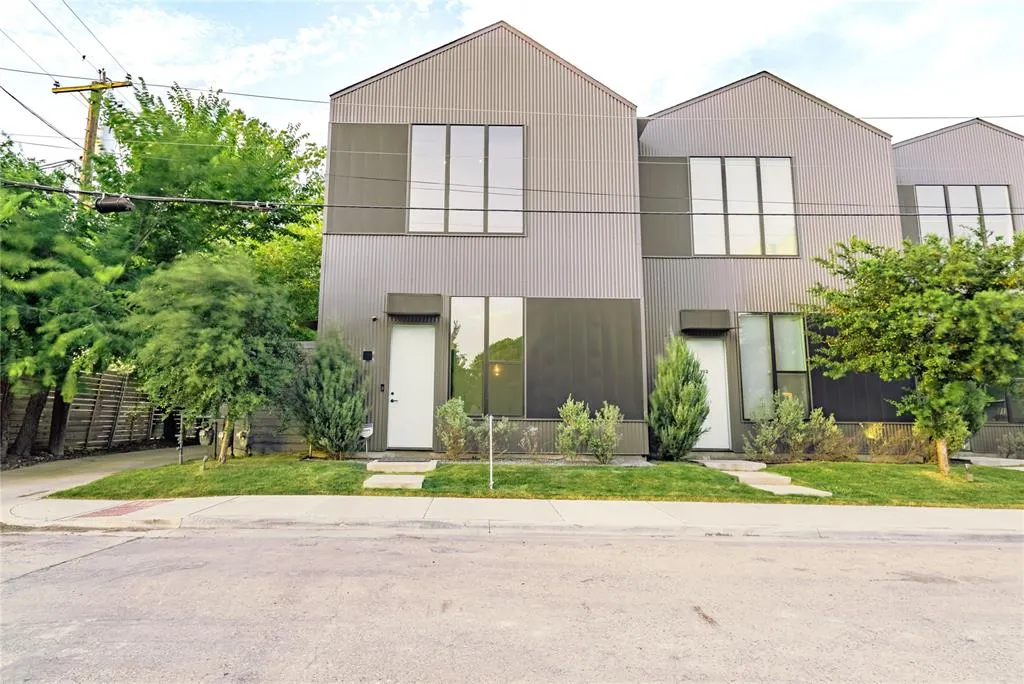 1504 Burlew Street #101