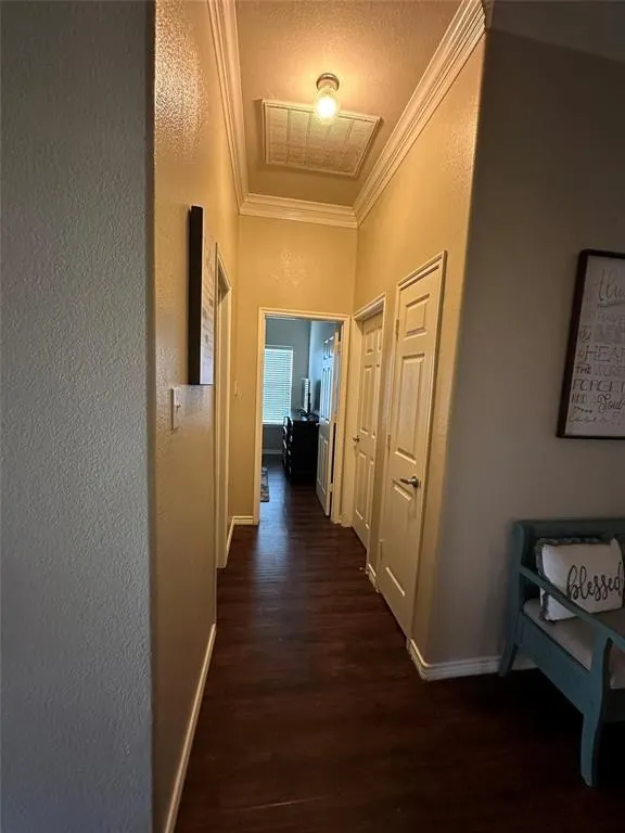 1208 Lazy Lane