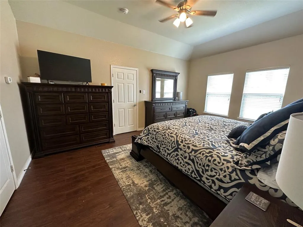 1208 Lazy Lane