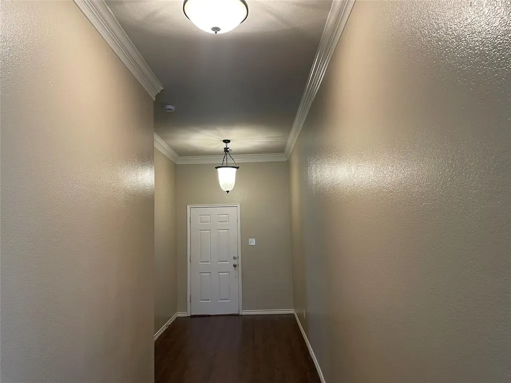 1208 Lazy Lane