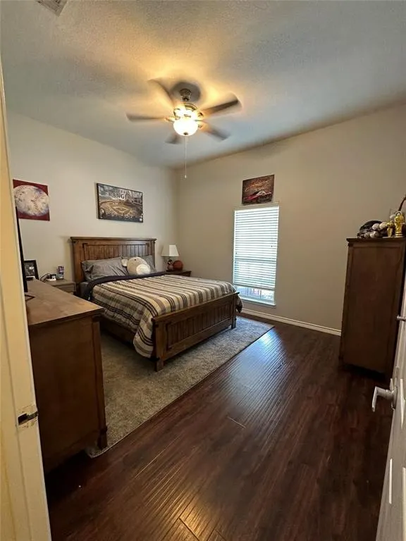 1208 Lazy Lane