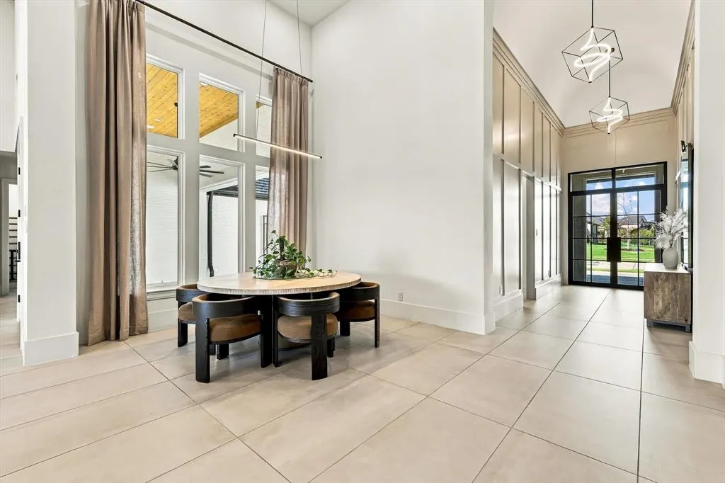 4301 Corabelle Lane