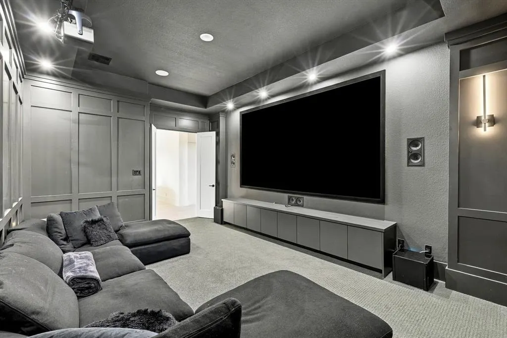 4301 Corabelle Lane