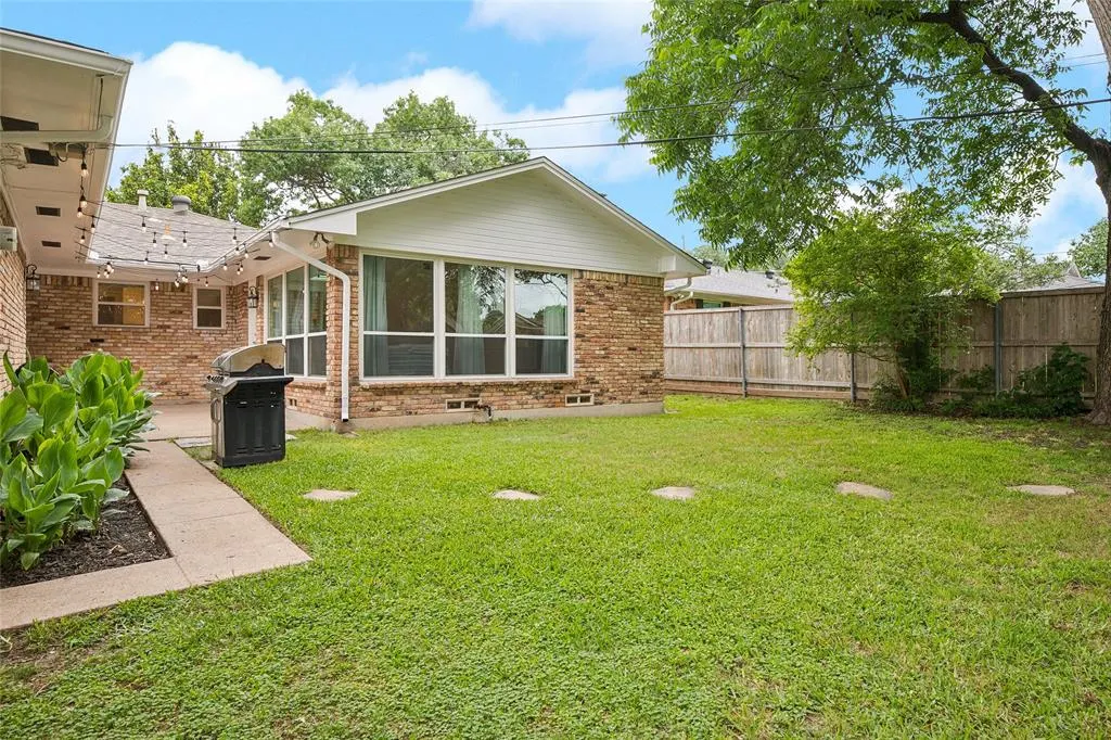 8426 Baumgarten Drive