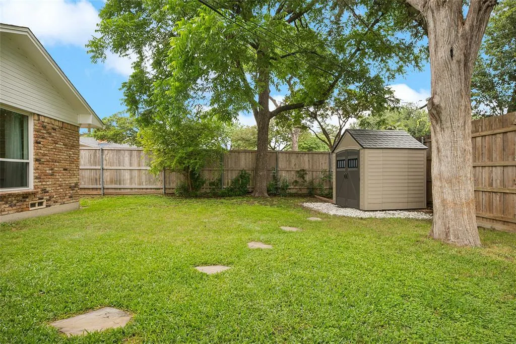 8426 Baumgarten Drive