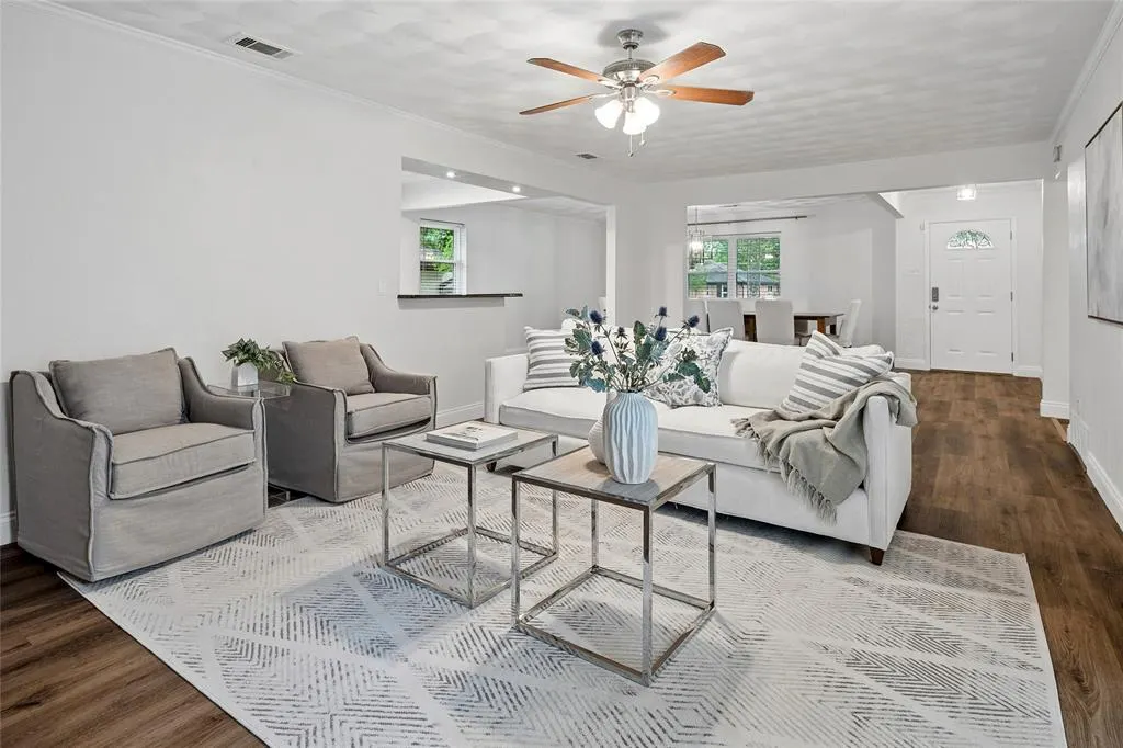 8426 Baumgarten Drive