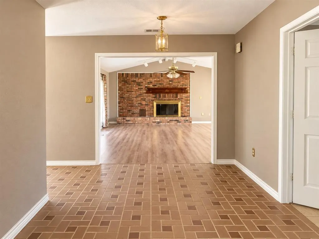8560 County Road 513