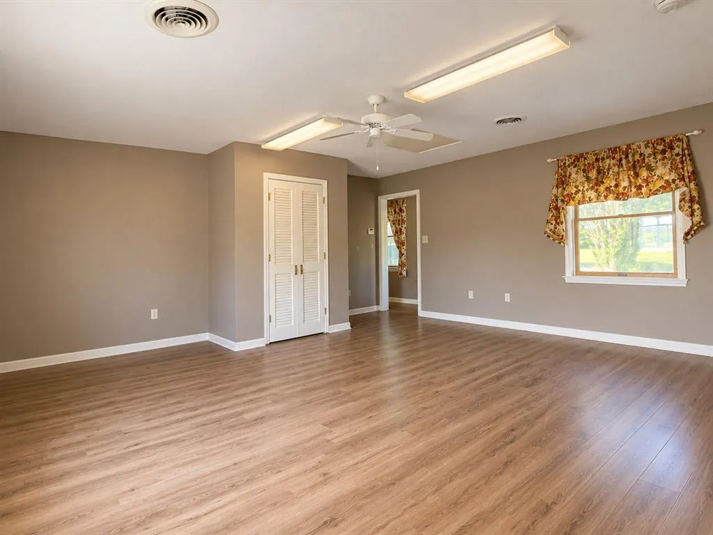 8560 County Road 513