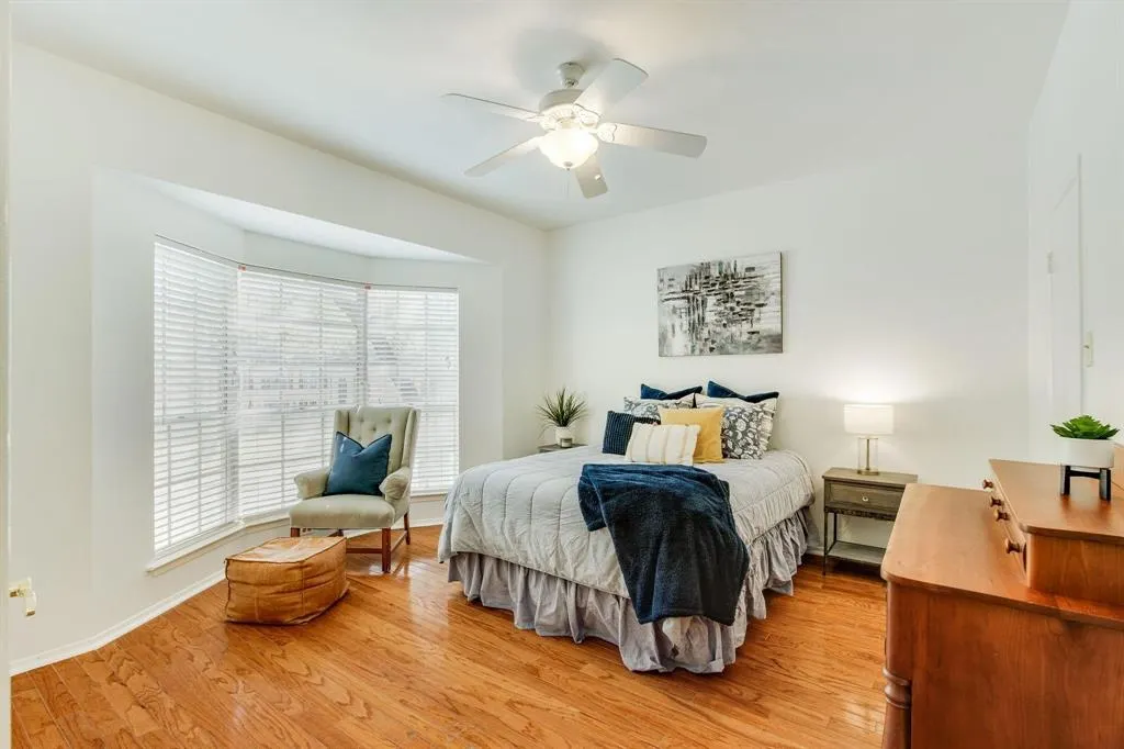6023 E University Boulevard #204