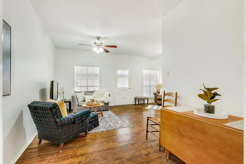6023 E University Boulevard #204