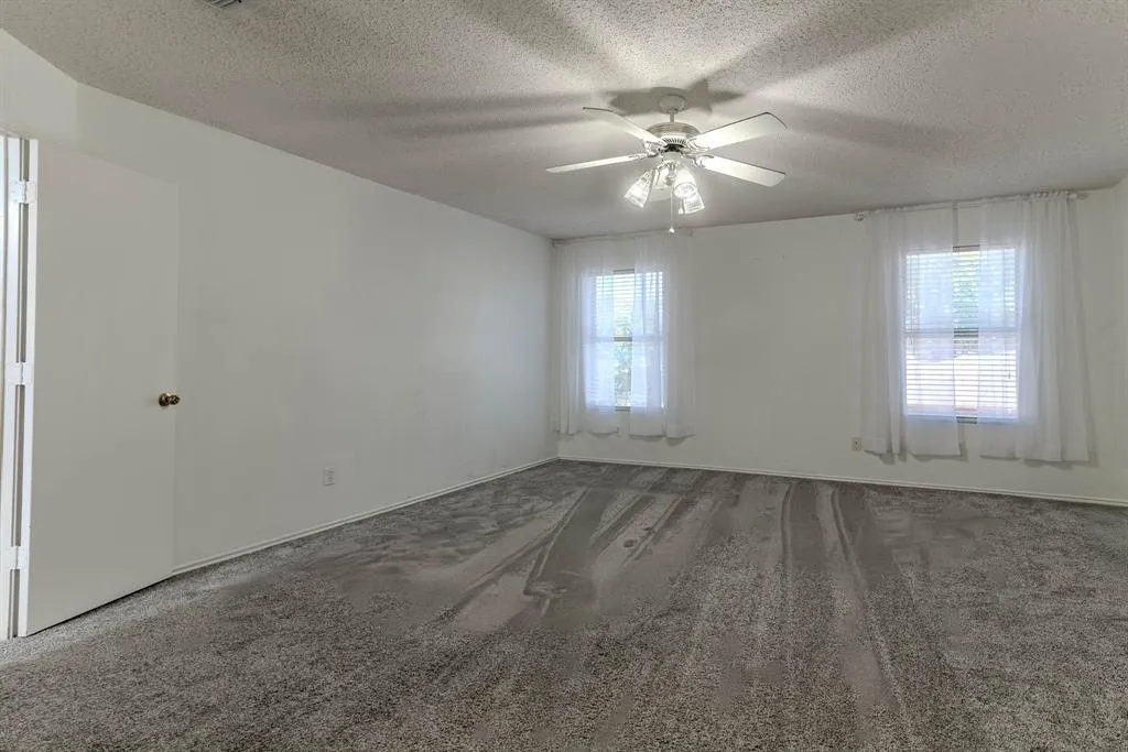 3002 Cedar Crest Drive