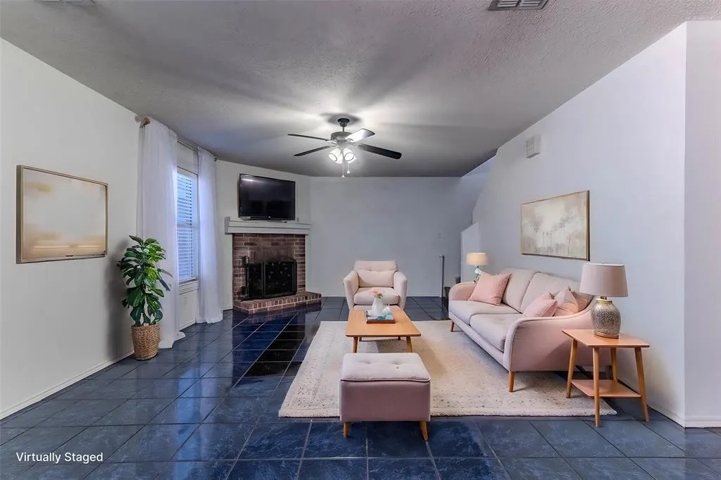 3002 Cedar Crest Drive