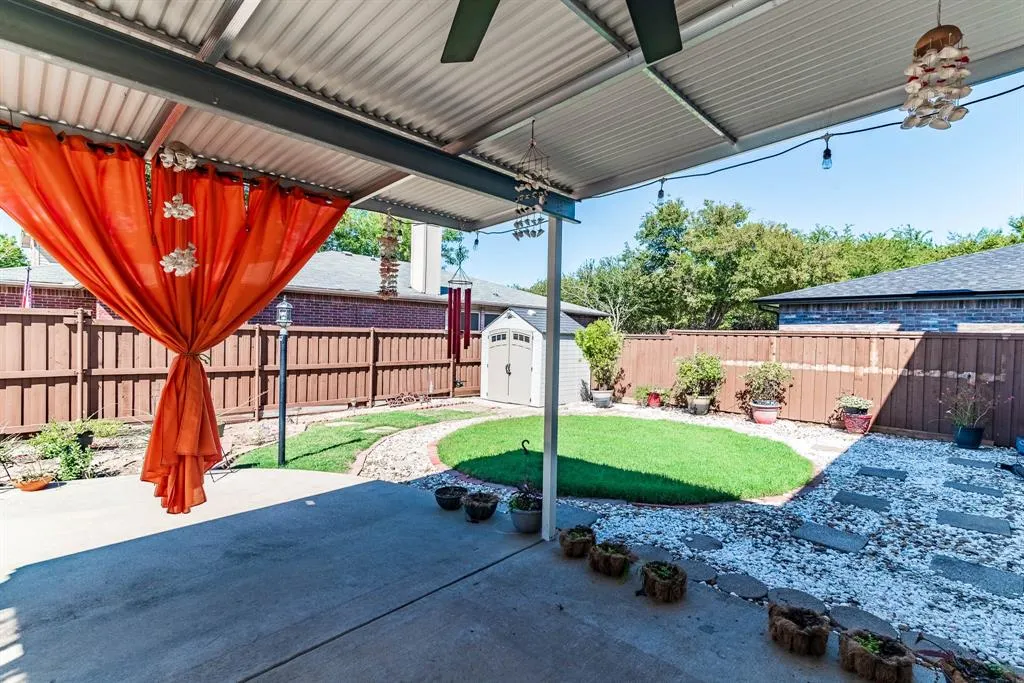 3002 Cedar Crest Drive
