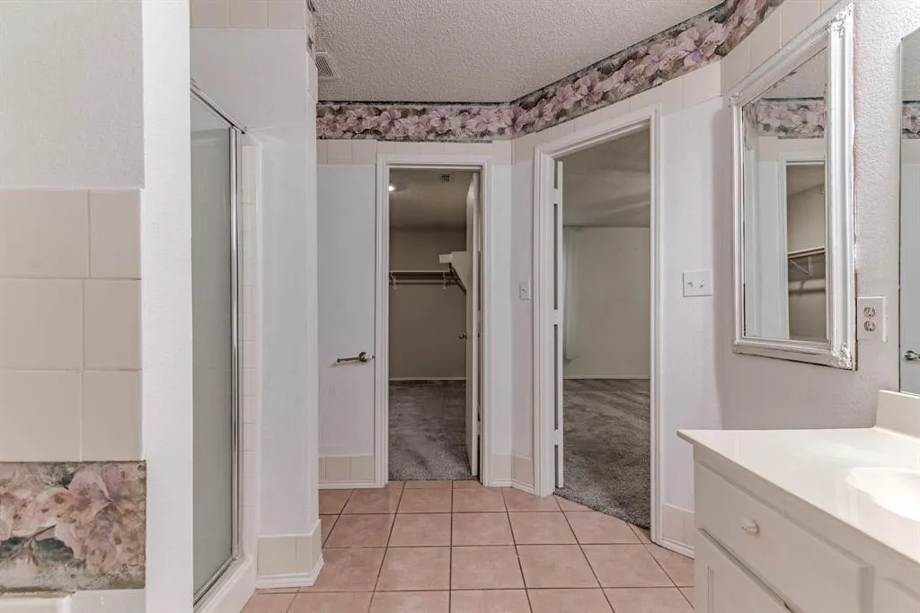 3002 Cedar Crest Drive