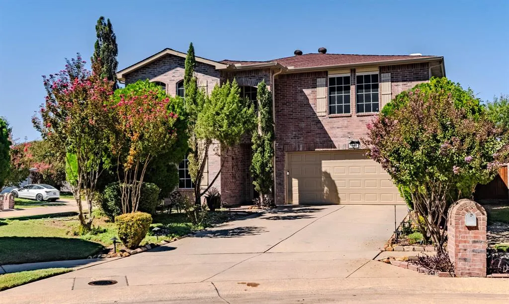 3002 Cedar Crest Drive