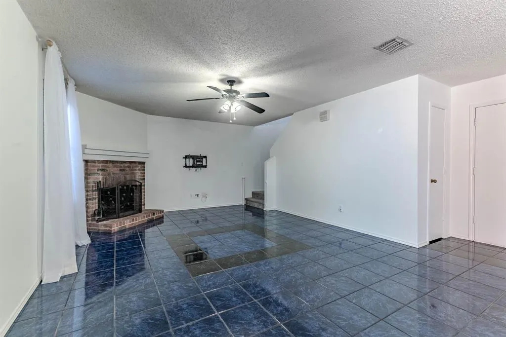 3002 Cedar Crest Drive