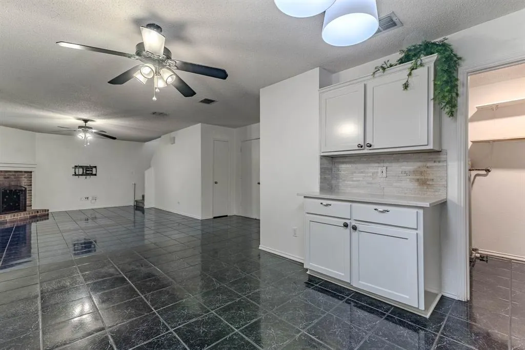 3002 Cedar Crest Drive