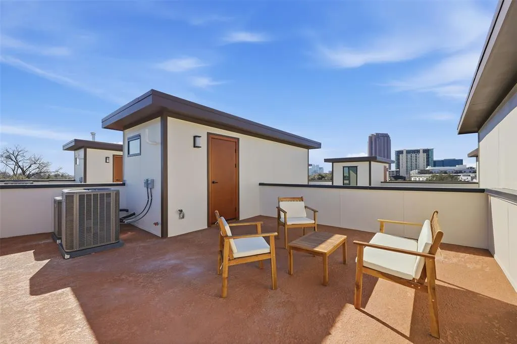 4635 Manett Street #109