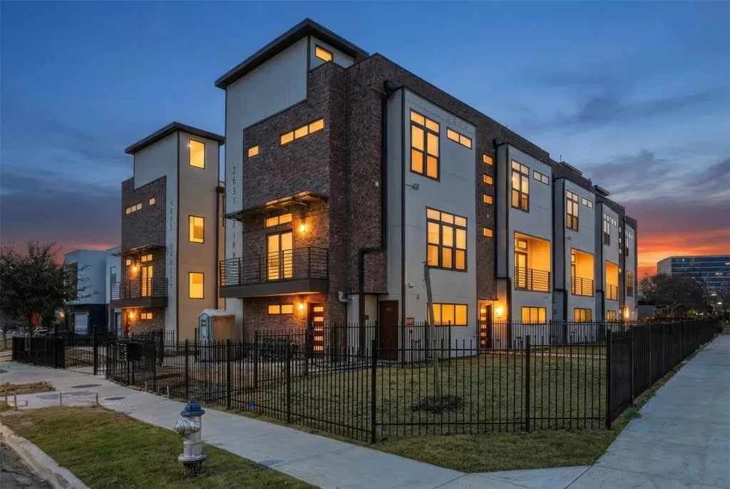 4635 Manett Street #109