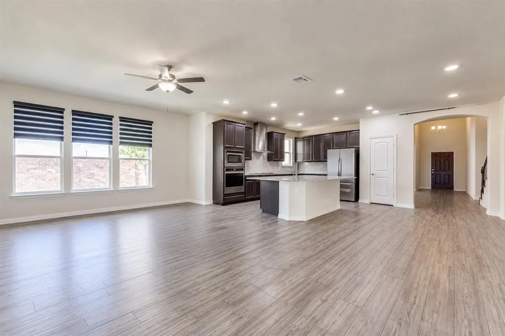 3340 Sorghum Way