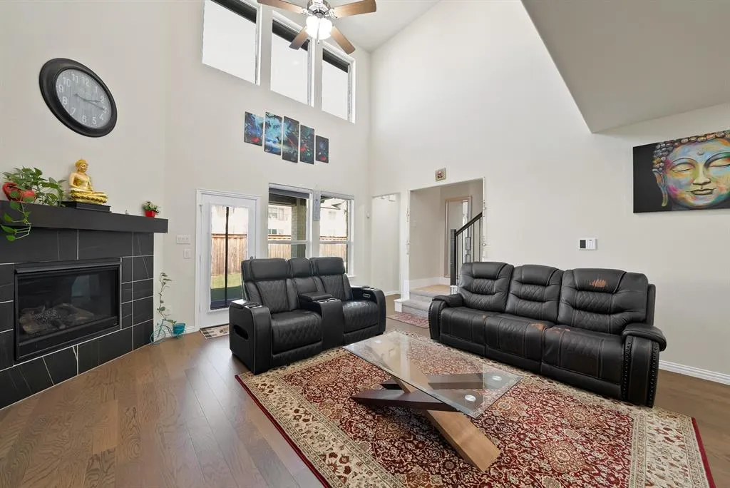 2425 Muirfield Drive