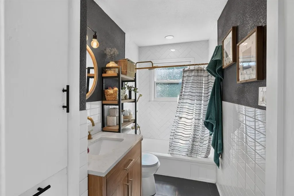 10518 Dawn Drive
