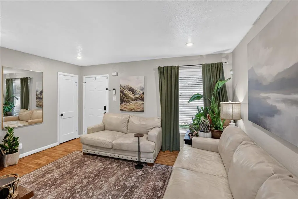 10518 Dawn Drive