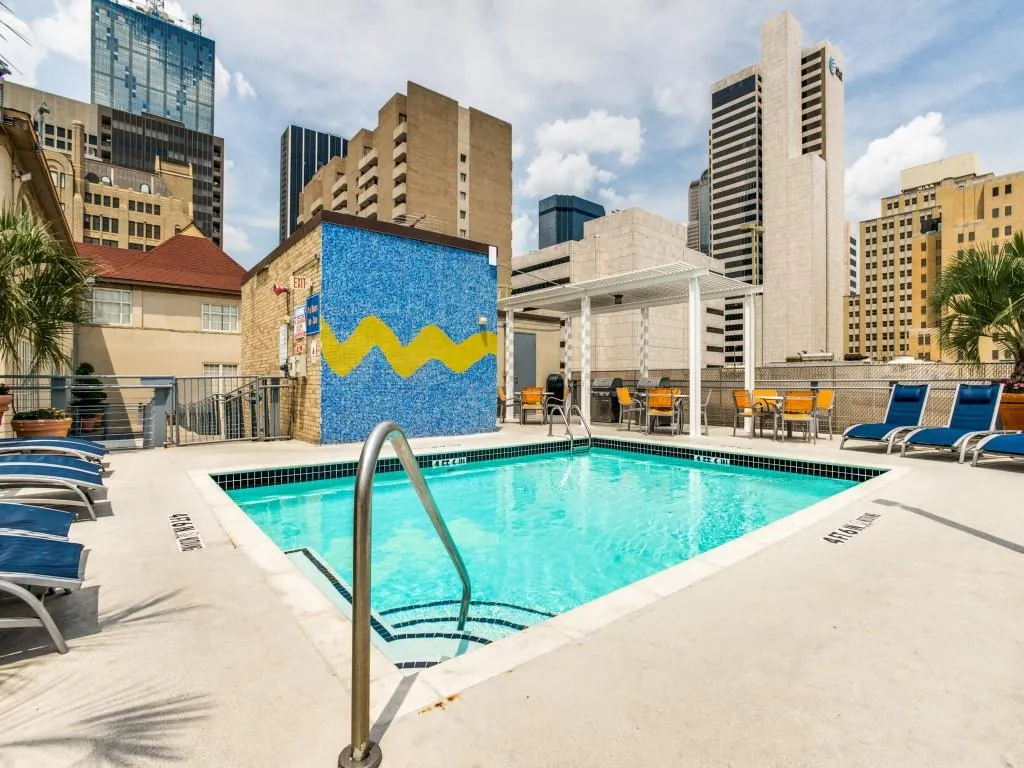 1122 Jackson Street #609