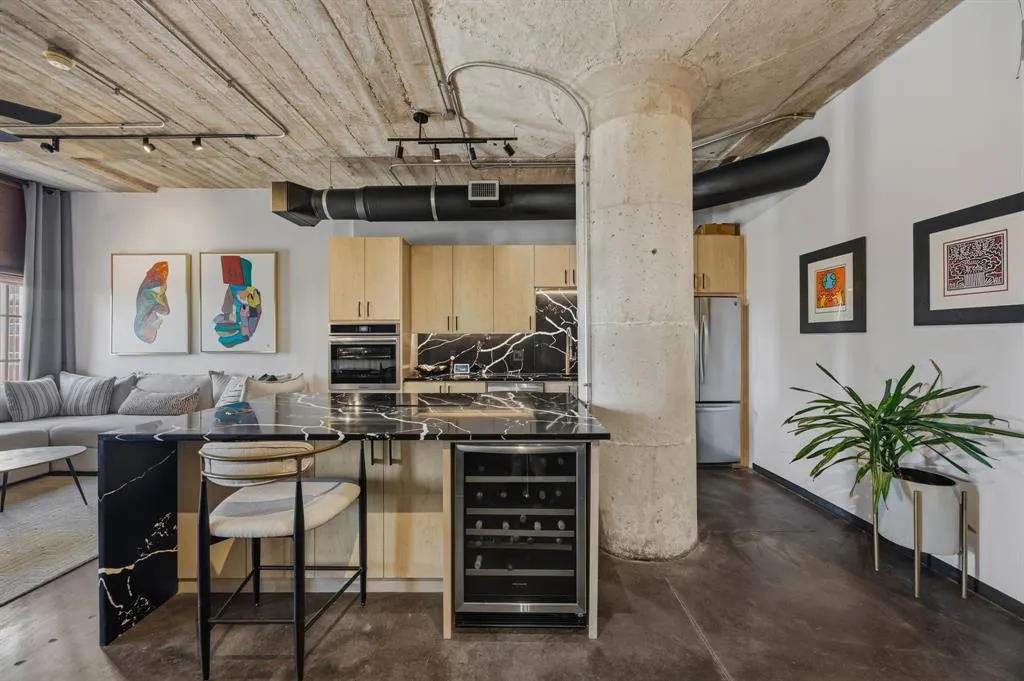 1122 Jackson Street #609