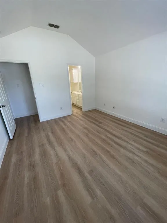 2049 Sunny Side Drive