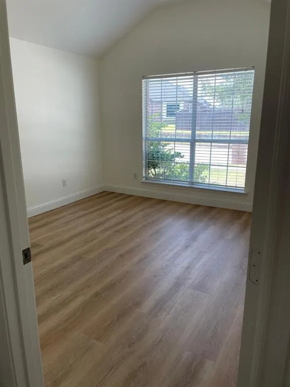 2049 Sunny Side Drive