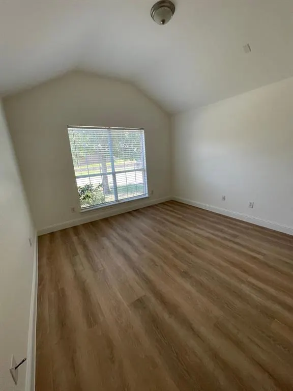 2049 Sunny Side Drive