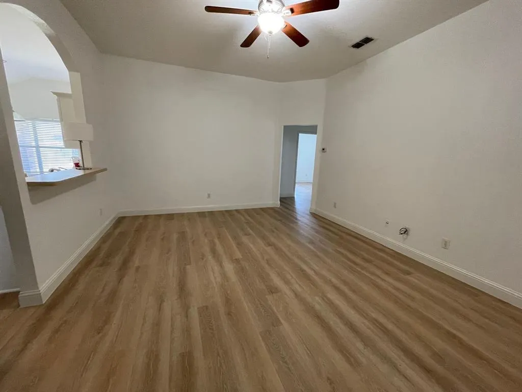 2049 Sunny Side Drive