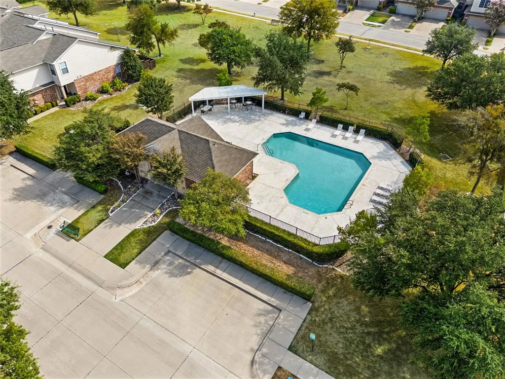 4535 Woodsboro Lane