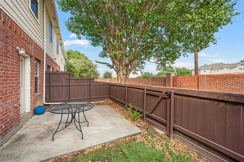 4535 Woodsboro Lane