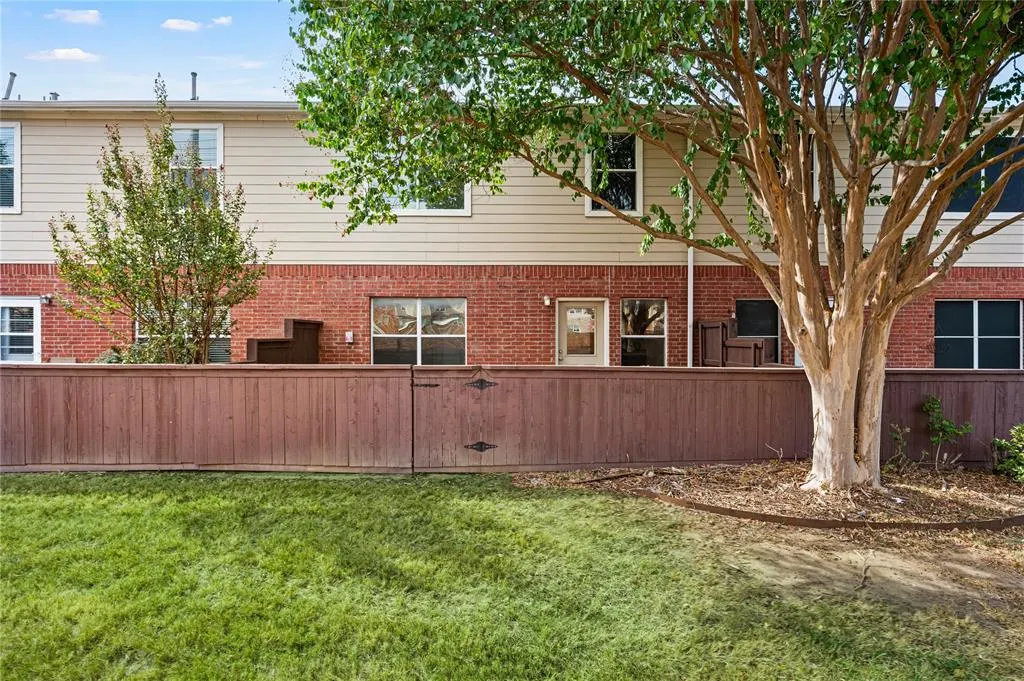 4535 Woodsboro Lane