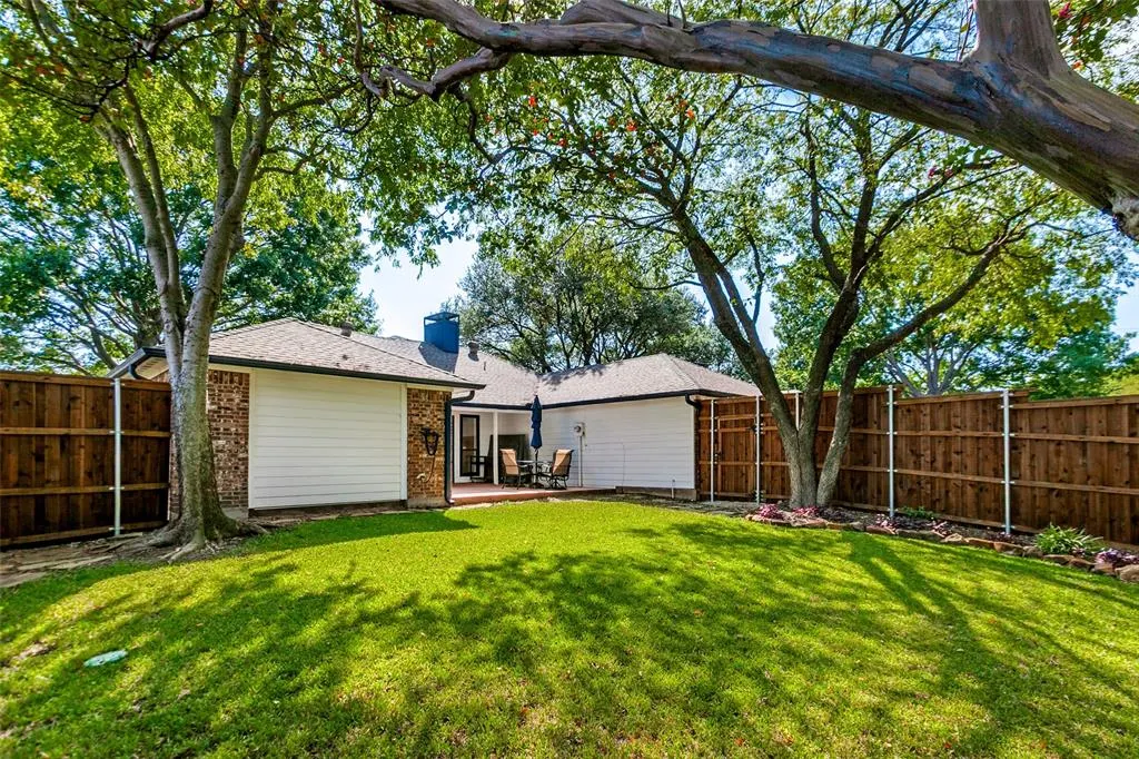 1611 Barclay Drive