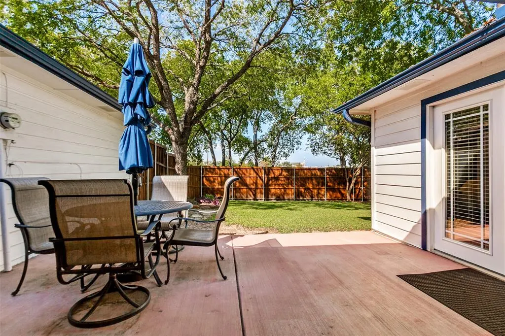 1611 Barclay Drive