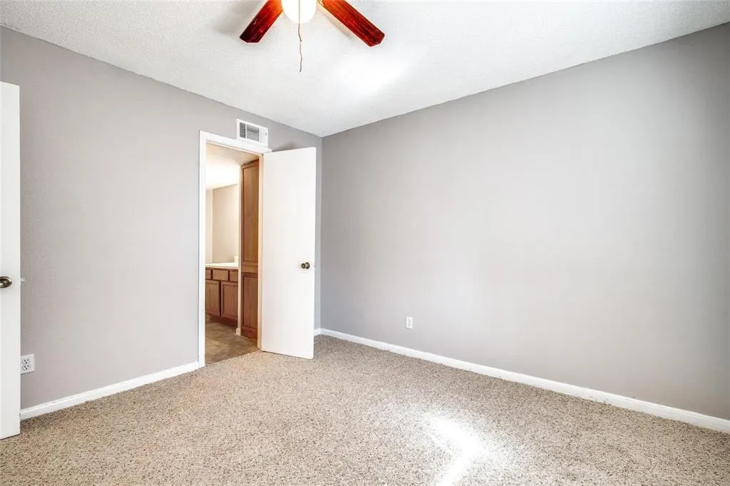 6108 Abrams Road #118