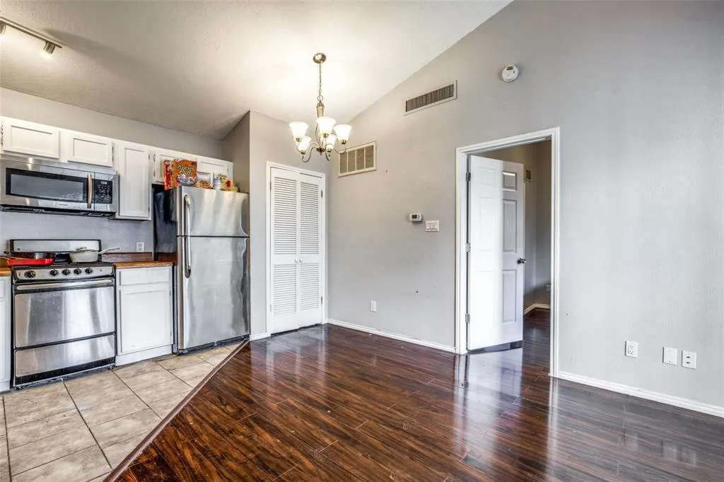 6108 Abrams Road #118