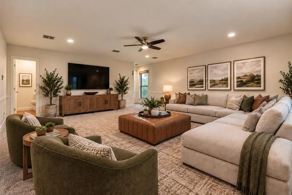 2221 Pine Thicket Lane