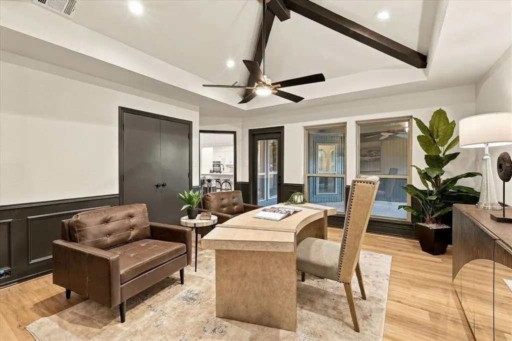 2221 Pine Thicket Lane