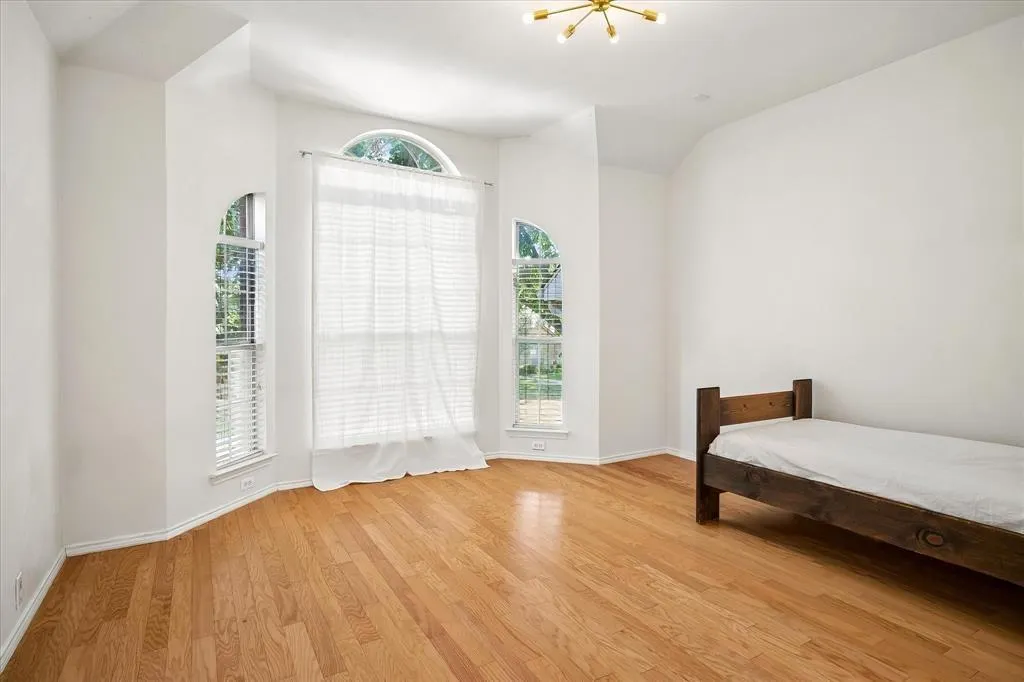 11379 Lockshire Drive