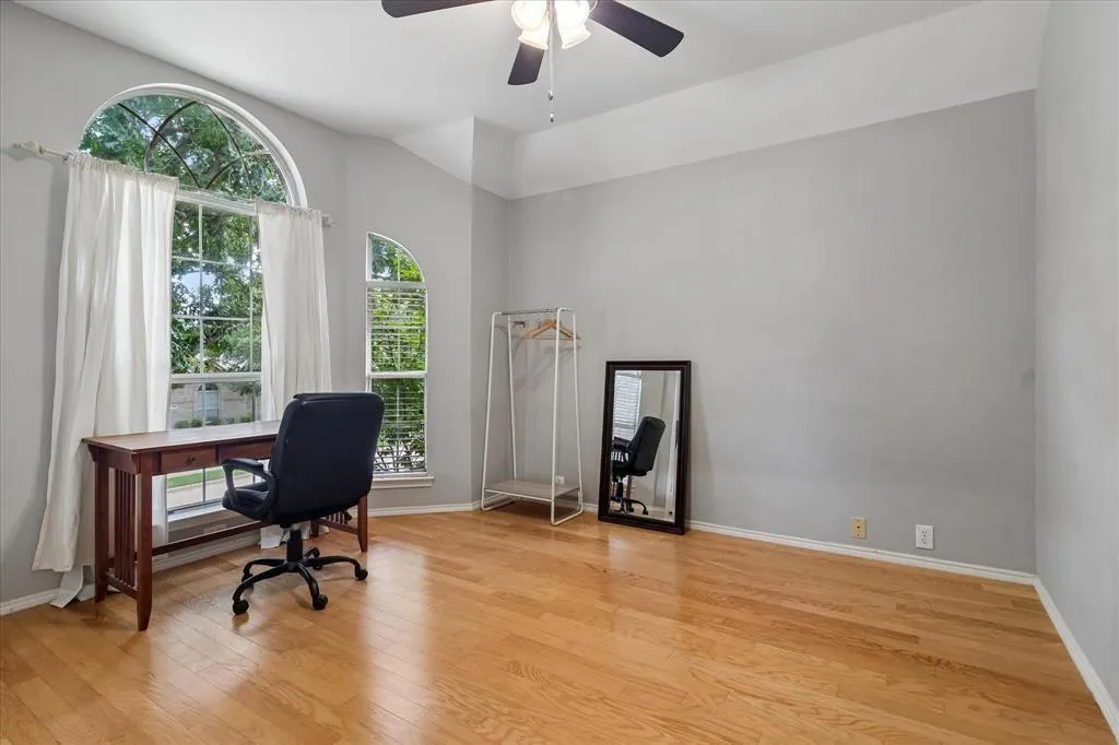 11379 Lockshire Drive