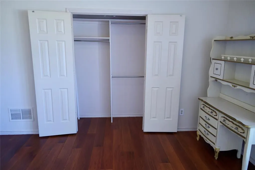 2206 Morning Glory Drive