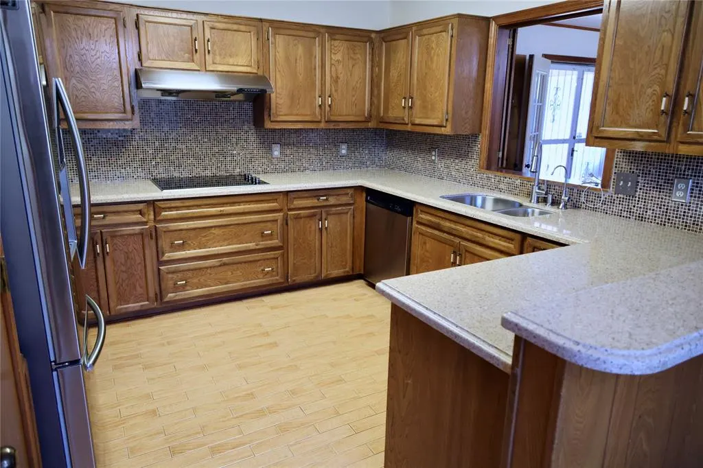 2206 Morning Glory Drive