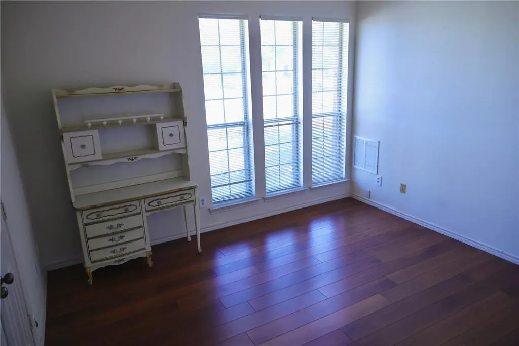 2206 Morning Glory Drive