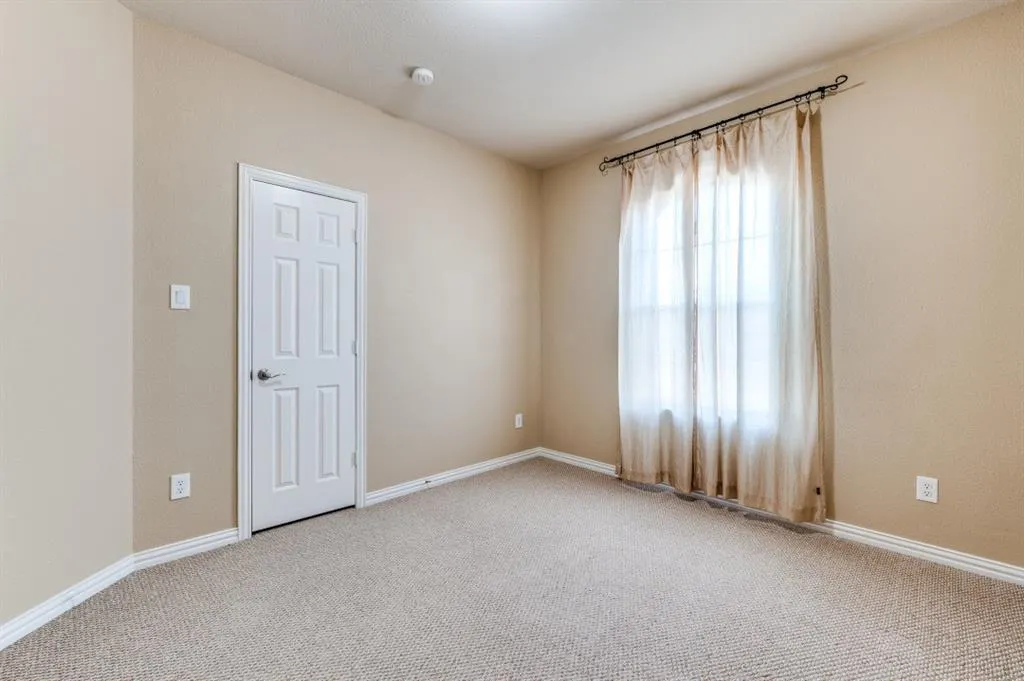 4652 Phillip Drive